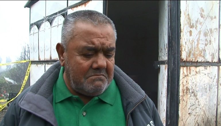 VRASJA NË KORÇË/ Fqinji i pronarit të lokalit që u gjet i pajetë: Ishte ndarë prej 4 vitesh dhe jetonte i vetëm!