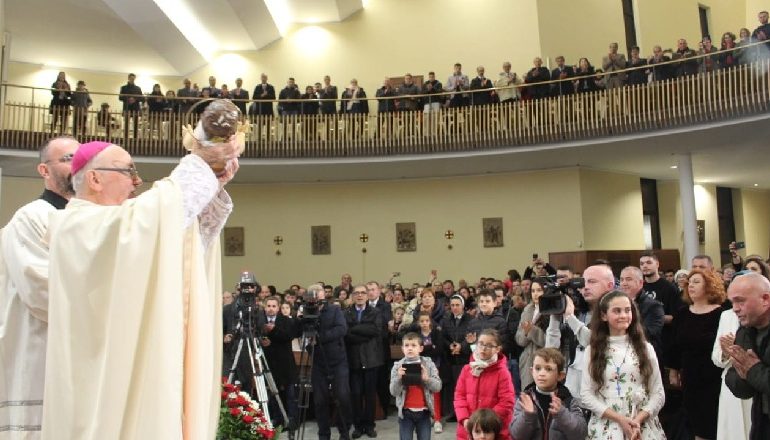 KRISHLINDJA/ Frendo mesazh abuzuesve: Mëkat pasurimi nga tërmeti, mos rrisni çmimet