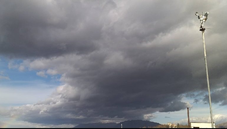 KTHJELLIME, VRANËSIRA DHE NGRICA NË ZONAT MALORE/ Lexoni si do të jetë moti gjatë ditës së sotme