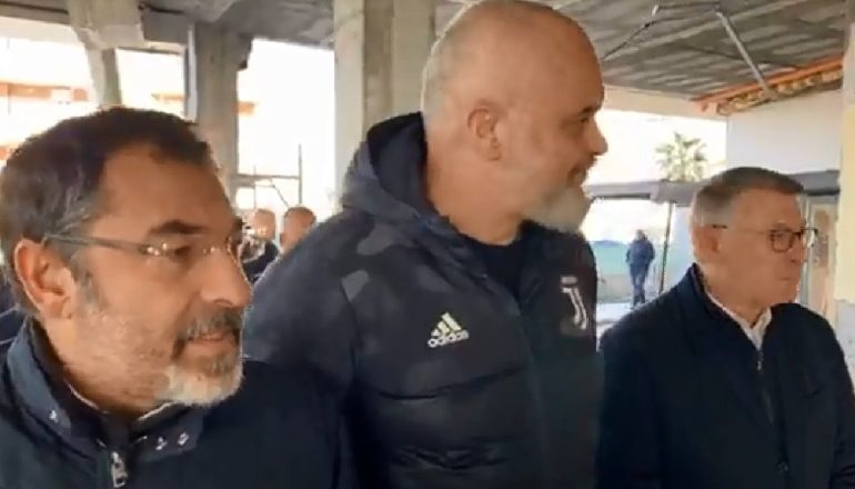 NIS RINDËRTIMI PËR OBJEKTET E DËMTUARA NGA TËRMETI/ Rama në Durrës: Zona të reja banimi dhe shtëpi të reja në fshat