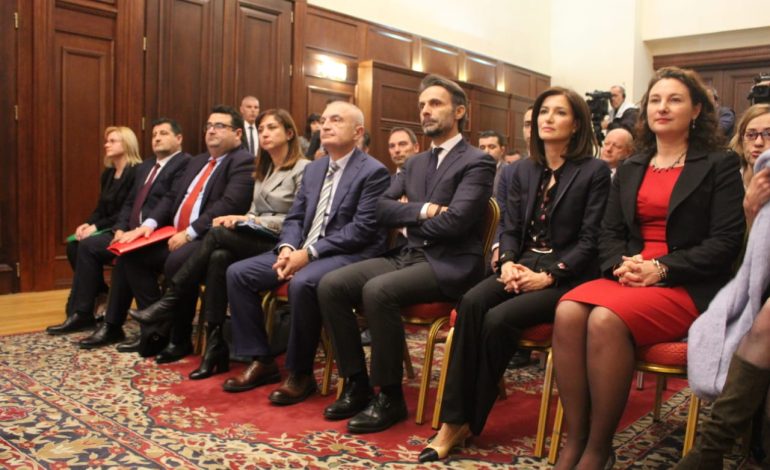 NGA ARTA MARKU TEK DVORANI DHE XHAFERLLARI/ Kush janë anëtarët e rinj të KED (EMRAT)