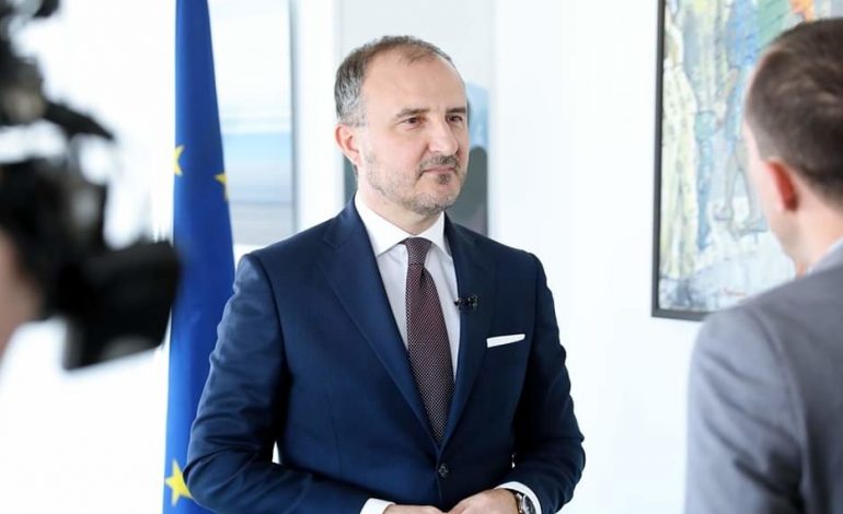 SOLIDARITETI PAS TËRMETIT/ Soreca publikon përfundimet e mbledhjes së KE: Mirëpresim konferencën e donatorëve