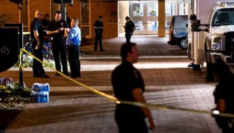 AMERIKA NUK GJEN QETËSI/ Të shtëna në ndërtesën e punëve publike, dy të vrarë në Karolinën e Veriut