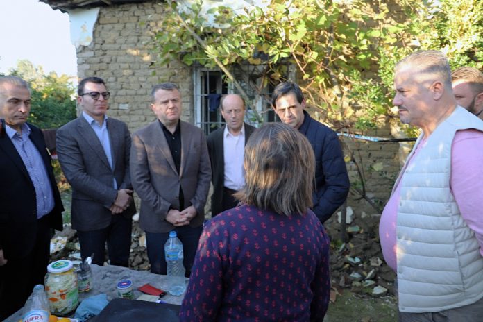 ”E RËNDËSISHME TË RIFILLOJË JETA NORMALE”/ Balla në Kamëz: Vijon inspektim i banesave të dëmtuara