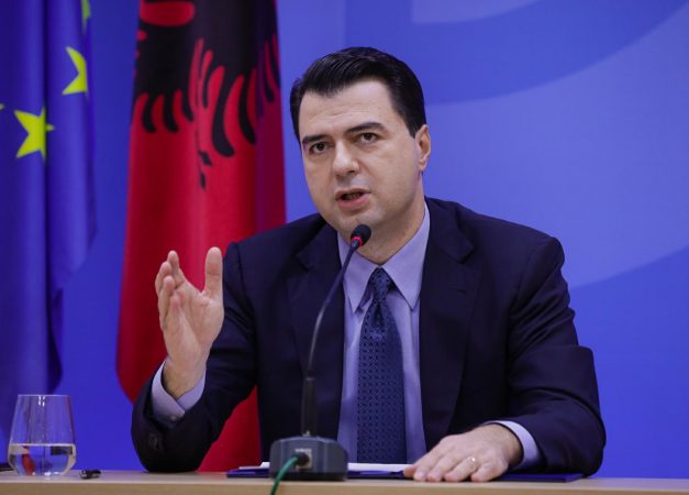 HAPJA E PARTISË EDHE PËR “QELBËSIRAT”/ Lulzim Basha e ka bërë PD si firzamonikë!