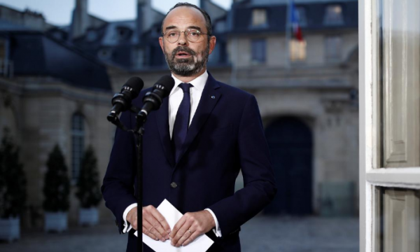 PAVARËSISHT GREVËS/ Kryeministri francez s’heq dorë nga reforma pensionale
