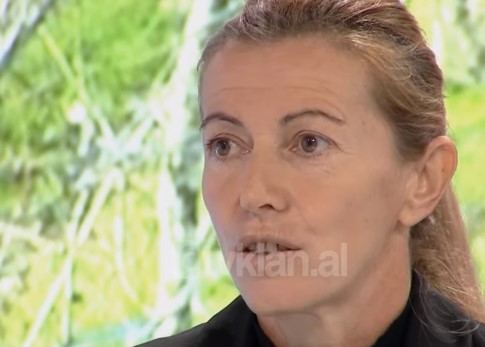 IA VRANË DJALIN DHE TË SHOQIN PARA SYVE/ Gruaja rrëfen momentet tronditëse: Kishte bllokuar rrugën…