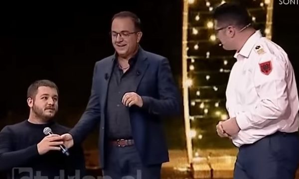 PËR 20 ORË NËN RRËNOJA/ Klajdi-doktorit: Të falenderoj për forcën që më dhe gjatë…