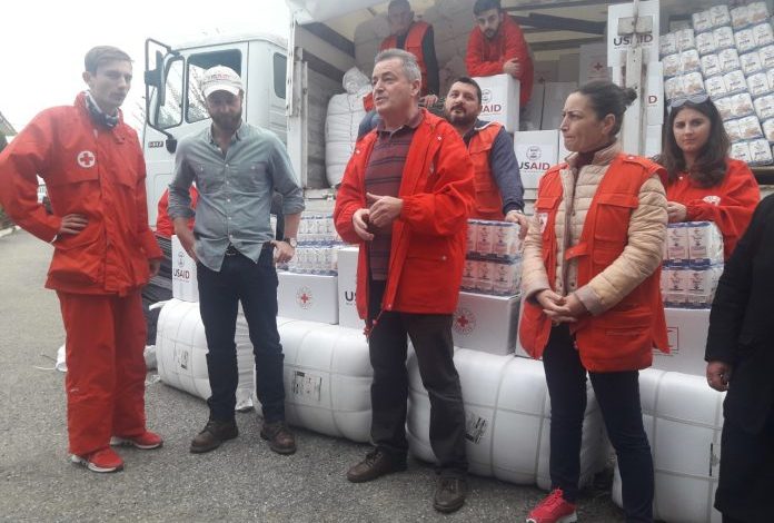 ZONAT E PREKURA NGA TËRMETI/ 350 vullnetarë të Kryqit të Kuq në ndihmë të banorëve