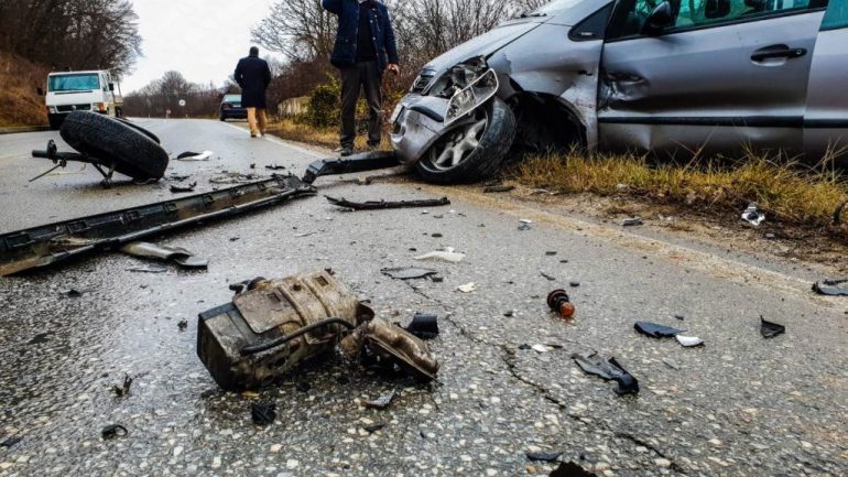 AKSIDENT I RËNDË NË LUSHNJE/ Ndërron jetë 28-vjeçari, një tjetër sillet te “Trauma”