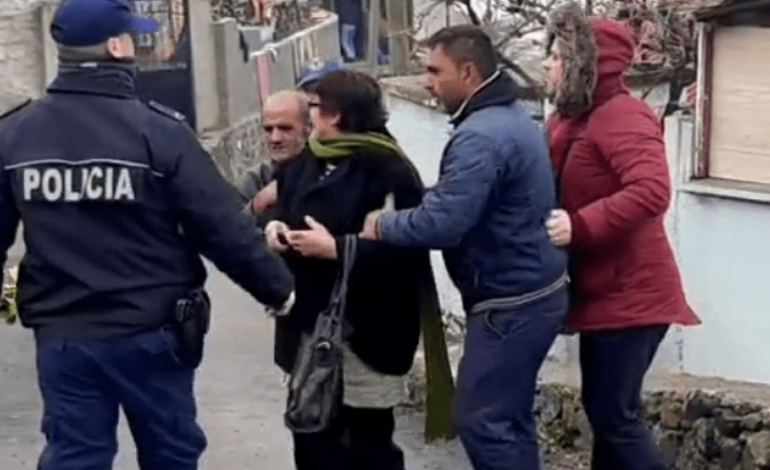 “KUSH E VRAU”? Motra e pronarit të lokalit që u gjet i pajetë shpërthen në lot: Nuk mundem më… (VIDEO)
