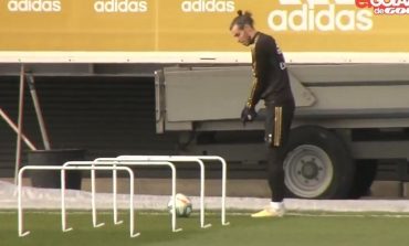 "TËRBON" SËRISH TIFOZËT E REAL MADRID/ Gareth Bale luan golf edhe në… stërvitje (VIDEO)