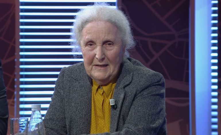 “NJERËZIT TA MBLEDHIN MËNDJEN”/ Apeli i Luljeta Bozos për shqiptarët: Fshini aplikacionin e tërmetit nga telefoni