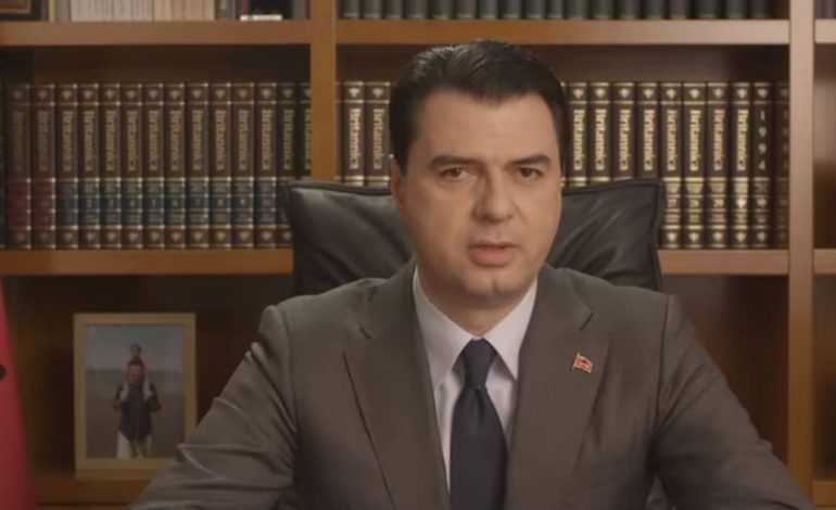 “TË MBROJMË LIRINË E FJALËS…”/ Qytetarët i kthehen Bashës: Ti mbroje me VILËN. Bën sikur të këputet shpirti…