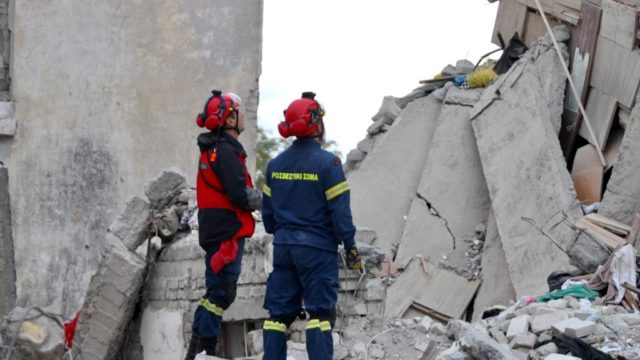 SI U RRËZUA ”MIRA MARE”/ Flet dëshmitari që pa rrëzimin e hotelit në Durrës: Në 9 sekonda ndërtesa u shemb