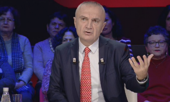 “MË KENI LËNË VETËM”/ Meta i “QAHET” mediave: Për gjysmë ore nxorët se isha çmendur
