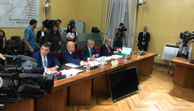 U VENDOS/ Shkarkimi i Ilir Metës si President, çështja kryesore e mazhorancës, për vitin 2020