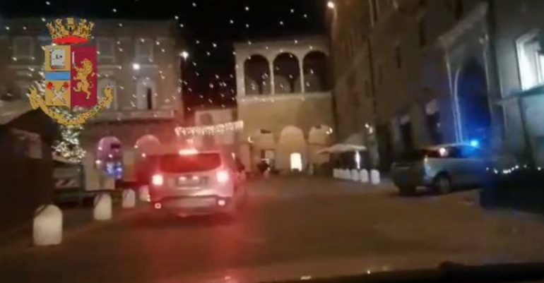 TREGËTONIN DROGË/ Arrestohet burri dhe gruaja shqiptare në Itali