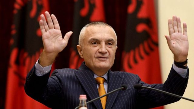 Pse Ilir Meta po ndjek rrugët private dhe atë të gjyqeve publike, për hallet e tij Presidenciale?!