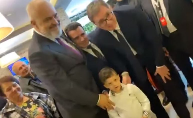 MINISHENGENI/ Liderët e Ballkanit në Golem me të akomoduarit në hotel pas tërmetit, banori: Një pritje e jashtëzakonshme
