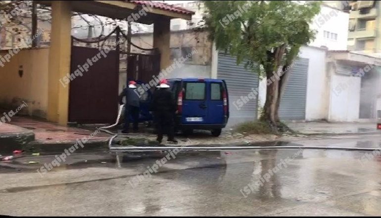 NDODH NË FIER/ Digjet makina, dyshohet se…