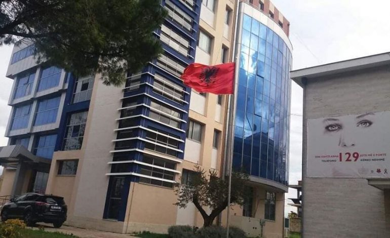 NË KËRKIM NDËRKOMBËTAR/ Kush është fieraku i arrestuar. Pjesë e grupit të strukturuar kriminal (EMRI)