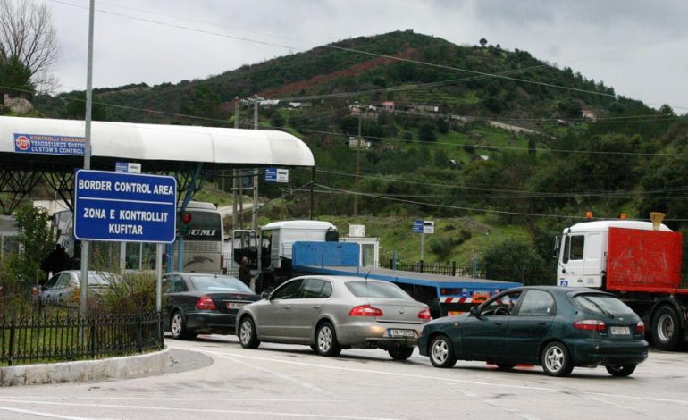KONDRABANDË MALLRASH DHE DROGË/ Arrestohen 2 efektivë në Korçë, pezullohen 4 në Gjirokastër