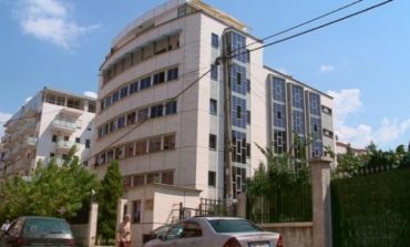 NJOFTIMI/ Prokuroria e Tiranës dhuron shuma monetare për të prekurit nga tërmeti