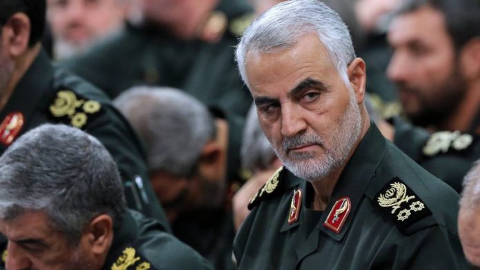 VRASJA E GJENERALIT IRANIAN/ Parlamenti i Irakut u kërkon trupave amerikane të largohen