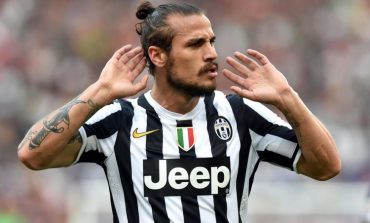 ËSHTË ZYRTARE/ U largua para 3 vitesh për muzikën, ish-lojtari i Juventus i rikthehet futbollit dhe firmos për…