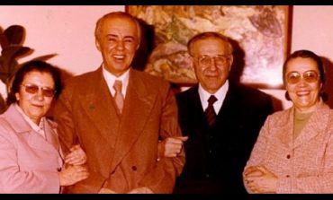 VRASJE APO VETVRASJE/ Nexhmije Hoxha tregon bisedën e fundit mes Kadri Hazbiut dhe Mehmet Shehut