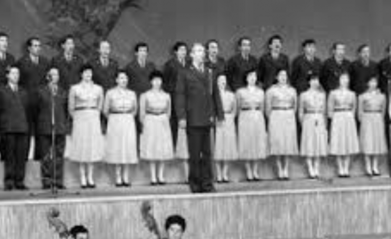 KUR ENVER HOXHA DHURONTE ZIFT/ Vajguri dhe aheng për “vëllezërit vietnamezë” që luftonin kundër amerikanëve (FOTO)