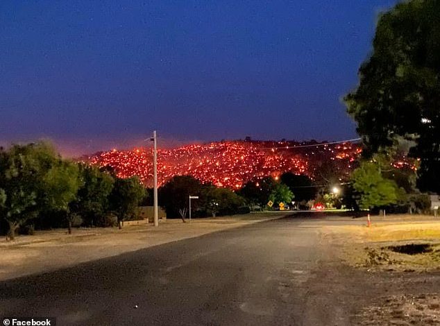 MALI I GJITHI NË FLAKË/ Ja pamjet apokaliptike nga Australia
