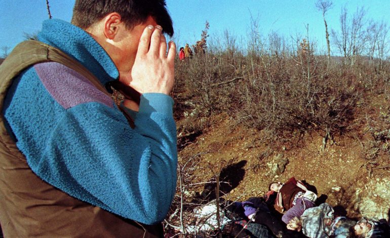 VRASJA E 45 SHQIPTARËVE NË REÇAK/ Masakra që ndryshoi historië e Kosovës (FOTO)