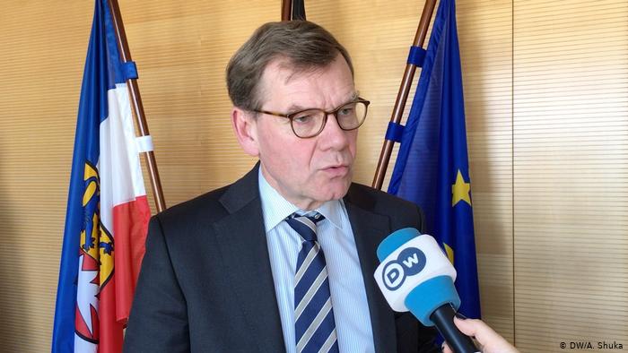 DW: Bundestagu përshëndet nisjen e procesit për reformën zgjedhore: 1 nga 9 kushtet për hapjen e negociatave