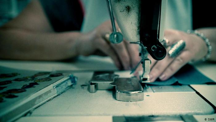 INDUSTRIA TEKSTILE/ Në Maqedoninë e Veriut, pagë e mjerueshme për “Made in Europe”