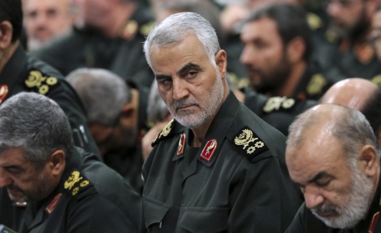 EKZEKUTIMI I GJENERALIT IRANIAN/ “Zëri i Amerikës”: Ngjalli shumë reagime