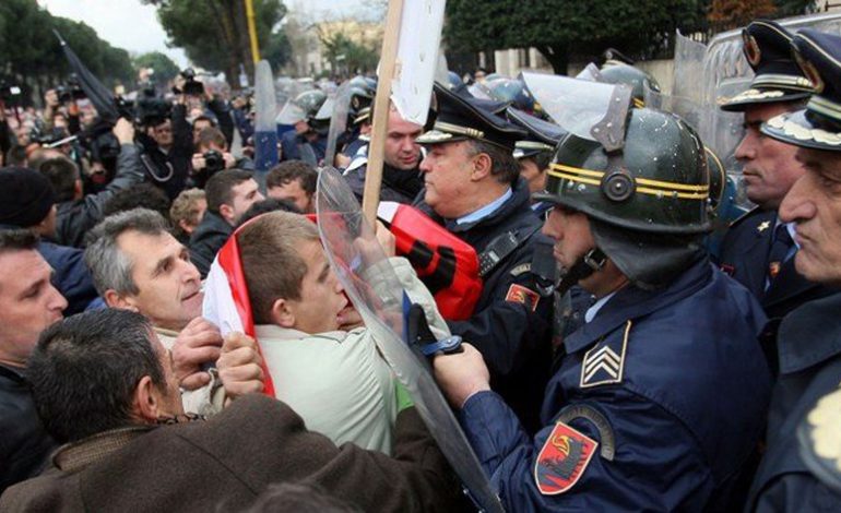 “SHQIPËRIA E PARA!” “Po për 21 janarin ç’mendim keni zoti Basha?”