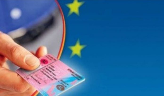 KONVERTIMI I PATENTAVE SHQIPTARE ME GREKE/ Marrëveshja mbërrin në parlamentin grek