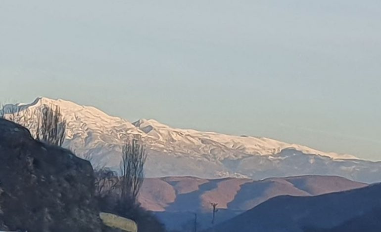 DIELL E NGRICË/ Por pasdite nisin vranësirat. SHMU: Ja sa shkojnë temperaturat sot