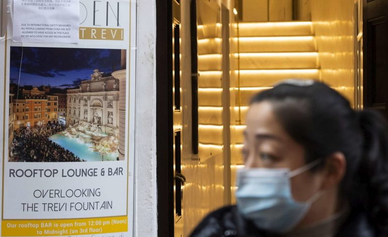 PANIK NË ITALI/ Konfirmohen dy raste nga koronavirusi. Një bar në Romë iu ndalon hyrjen kinezëve