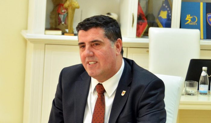 MARRËVESHJA LDK-VV/ Haziri: Thaçi duhet të pres derisa t’i shkojë emri sipas…