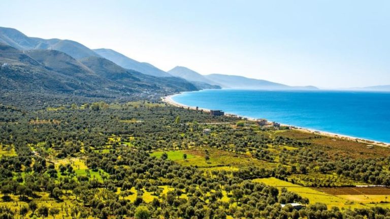 “NJË FRYMËZIM PËR TURIZMIN”/ Faqja britanike: Shqipëria destinacioni i qetë për të kaluar pushimet (FOTO)