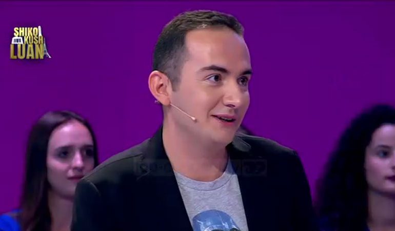 “NJERIU I VITIT”/ Salianji: Në këtë vend ku vjedhin edhe rrotën, ky është vlerësim (shpreson që në burg t’ia kthejnë…!)