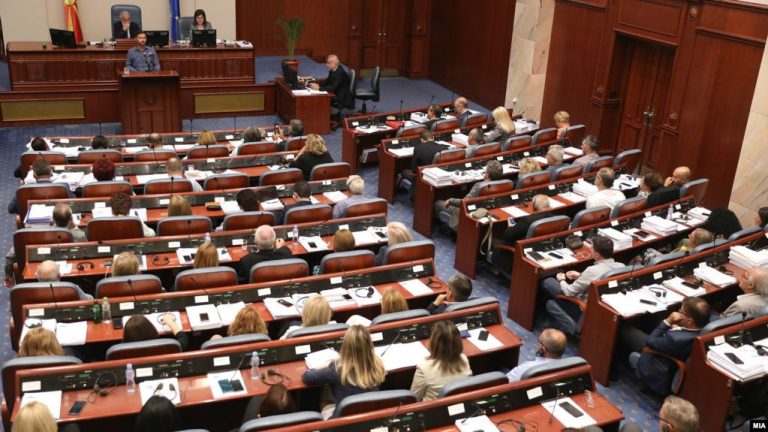 SHKUP/ Katër ish-drejtuesit e lartë shtetëror do të gjykohen për ngjarje të dhunshme në parlament
