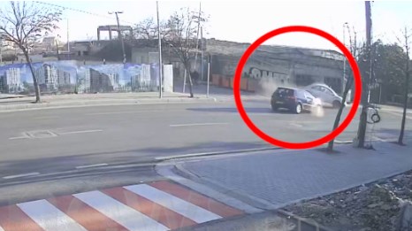 AKSIDENTI ME DY TË VDEKUR NË TIRANË/ Eksperti: Shkak shpejtësia, të vendosen…