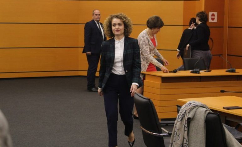 DOLI E “PASTËR” NGA VETTINGU/ Doloreza Musabelliu emërohet prokurore e re e SPAK
