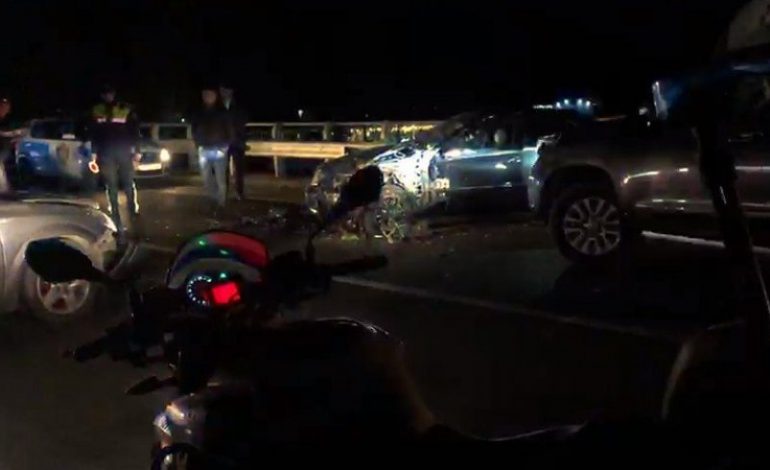 AKSIDENT I RËNDË NË AUTOSTRADËN LEZHË-LAÇ/ 2 të plagosur, dërrgohen me urgjencë në spital (VIDEO)