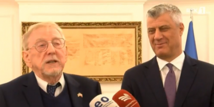 KOSOVË/ Ambasadori William Walker thirrje politikës: Formoni qeverinë, keni humbur…