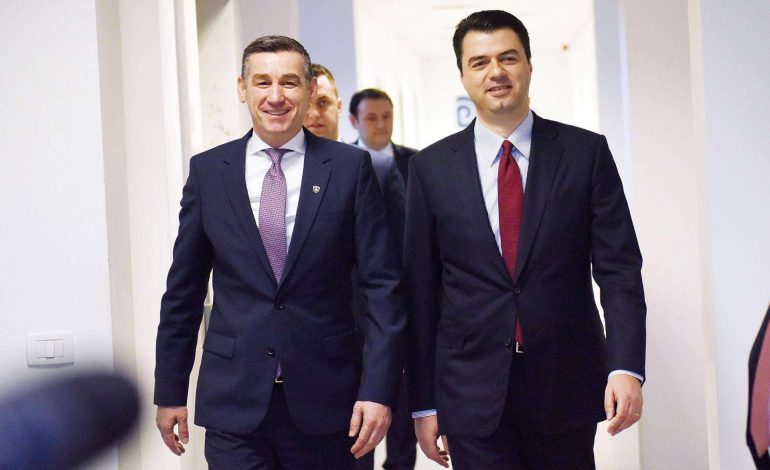 “MODELI BASHA KURRË SU PA NDRYSHE POR SI MARIONETË E BERISHËS”/ Lirak Çela letër publike Kadri Veselit: Po shkatërron PDK-në